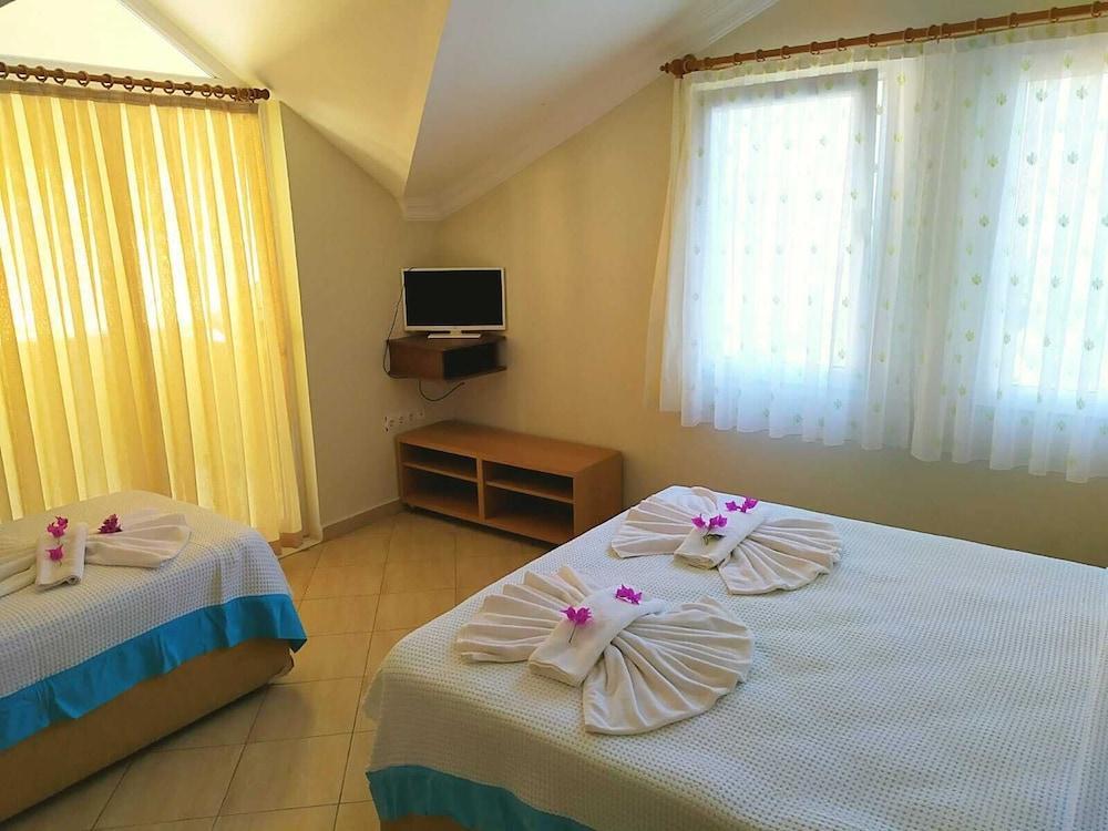 Bucak Apart Hotel Goecek & Beach ภายนอก รูปภาพ